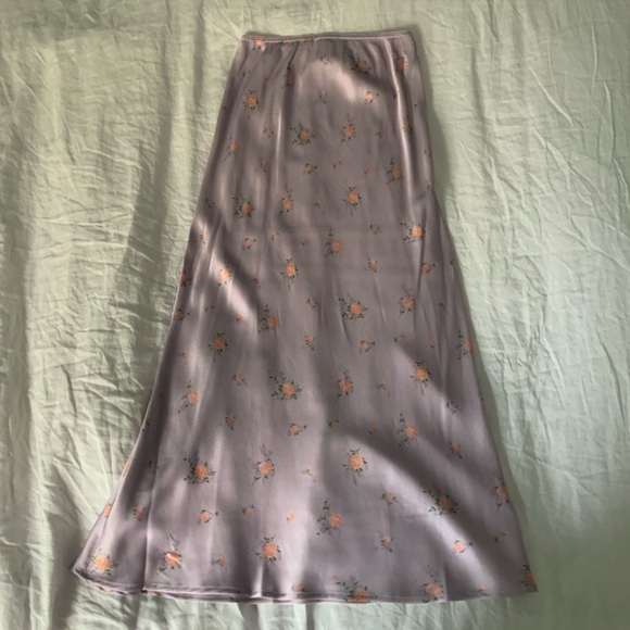 Midi silk skirt - Picture 2 of 3